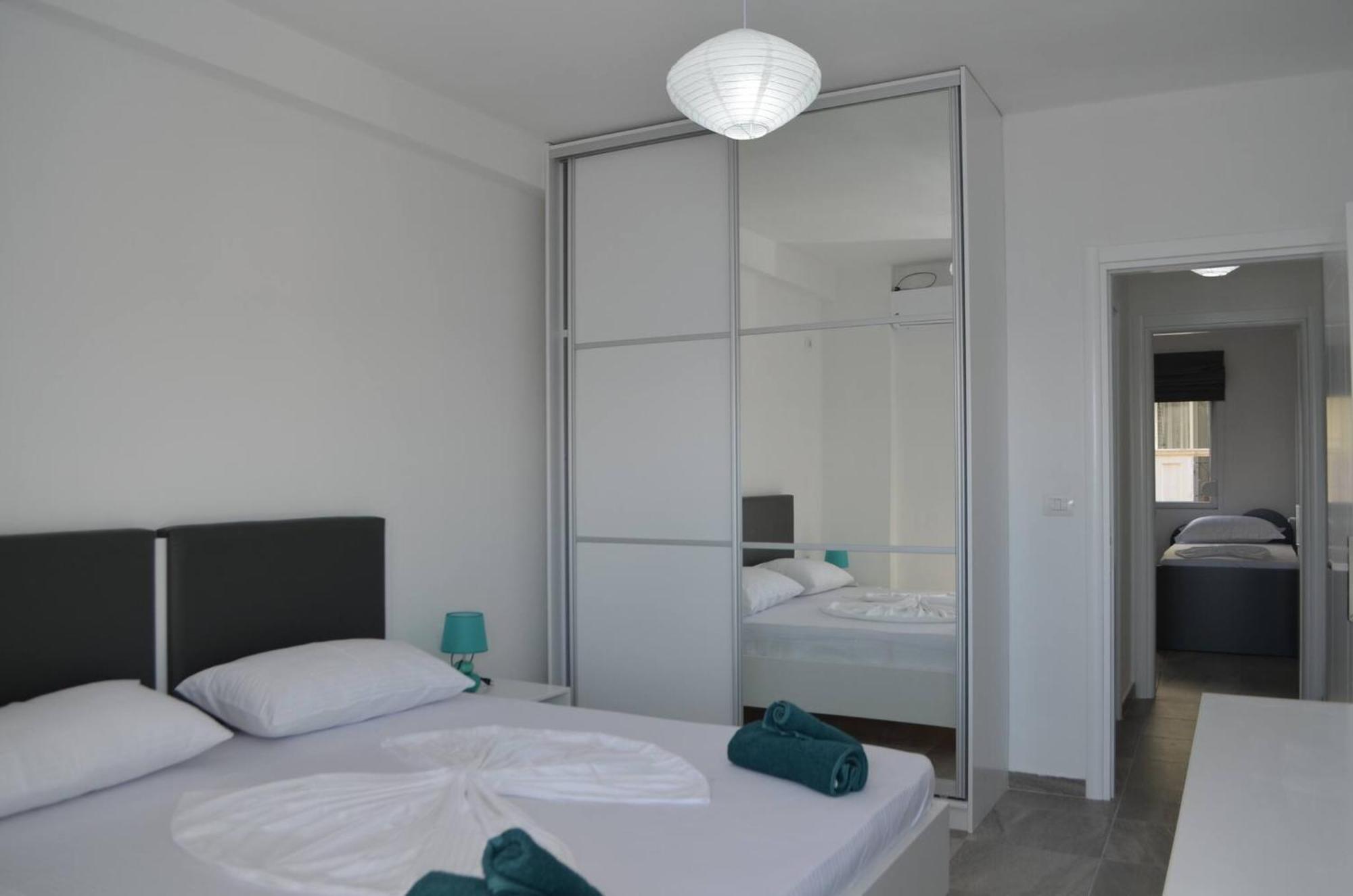 Wonderful View Apartments Sarandë Exteriör bild