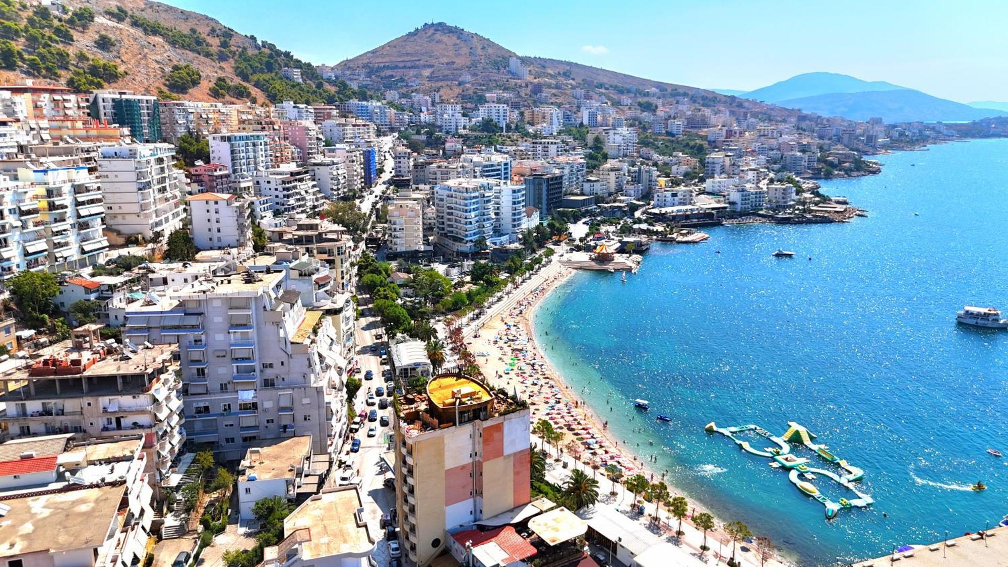 Wonderful View Apartments Sarandë Exteriör bild