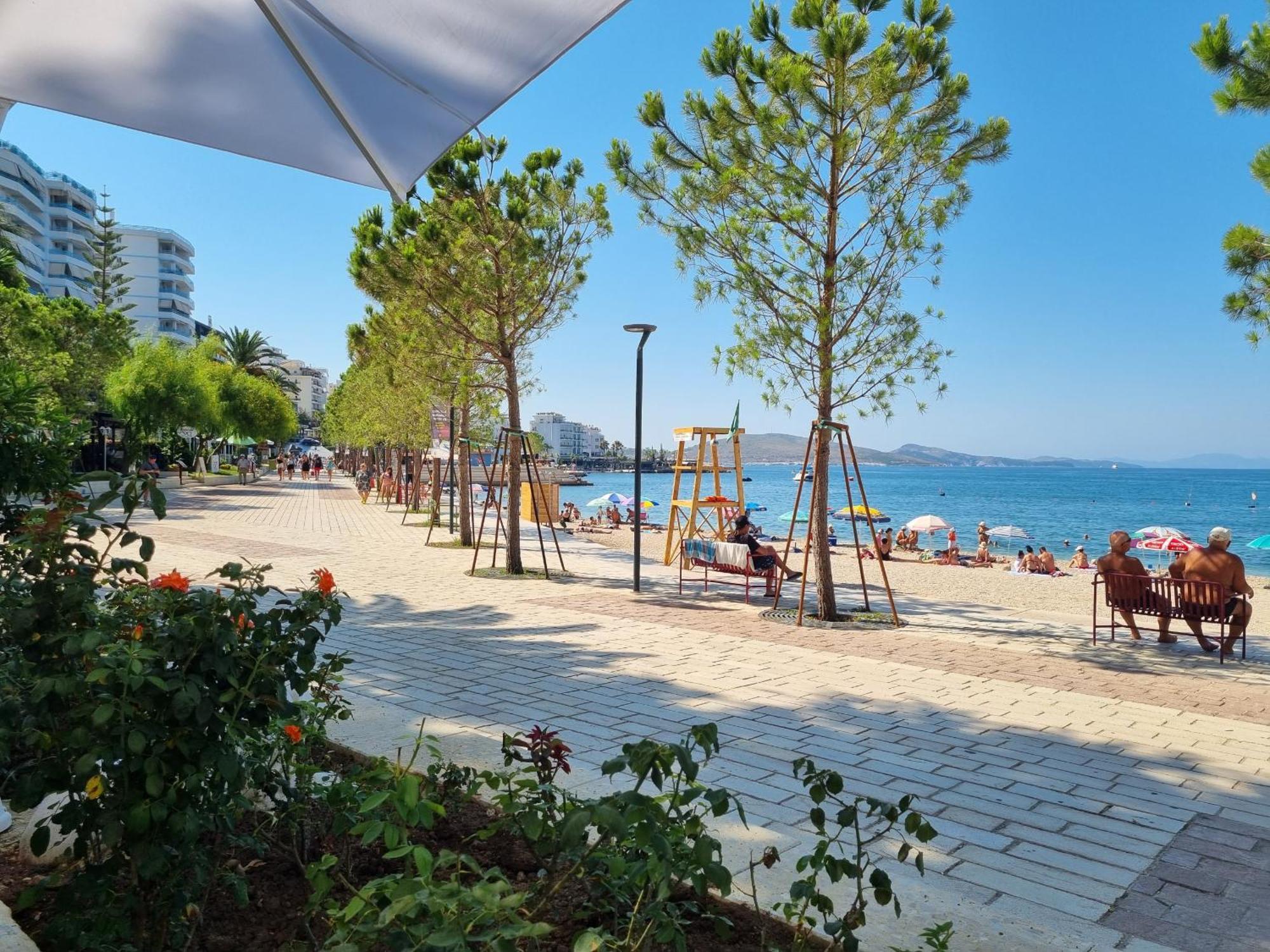 Wonderful View Apartments Sarandë Exteriör bild
